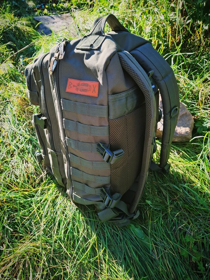 B&G Assault pack oliv green