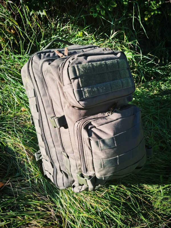 B&G Assault pack oliv green