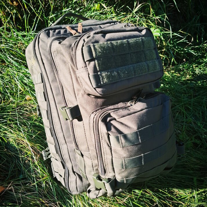 B&G Assault pack oliv green